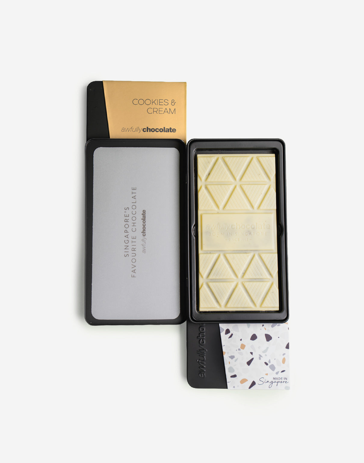 Cookies & Cream Chocolate Bar