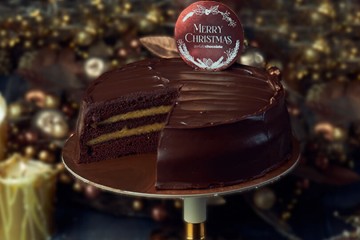 XMAS CHOCOLATE BANANA CAKE