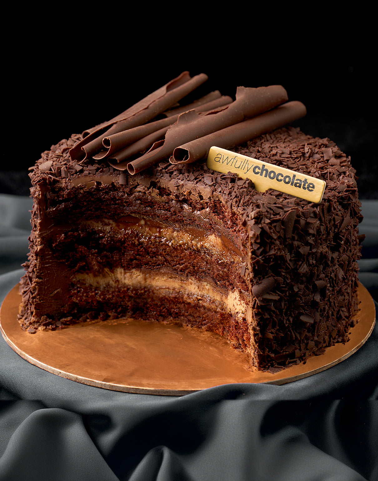 Chocolate praline cake discount