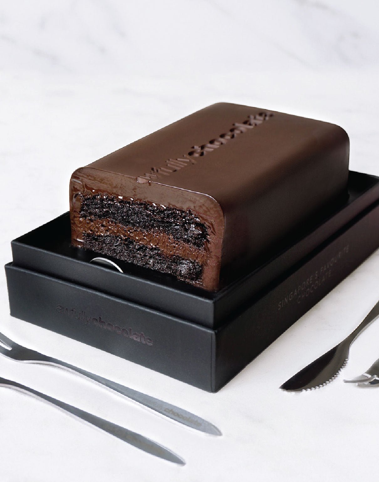 The Petit Cake - Awfully Chocolate
